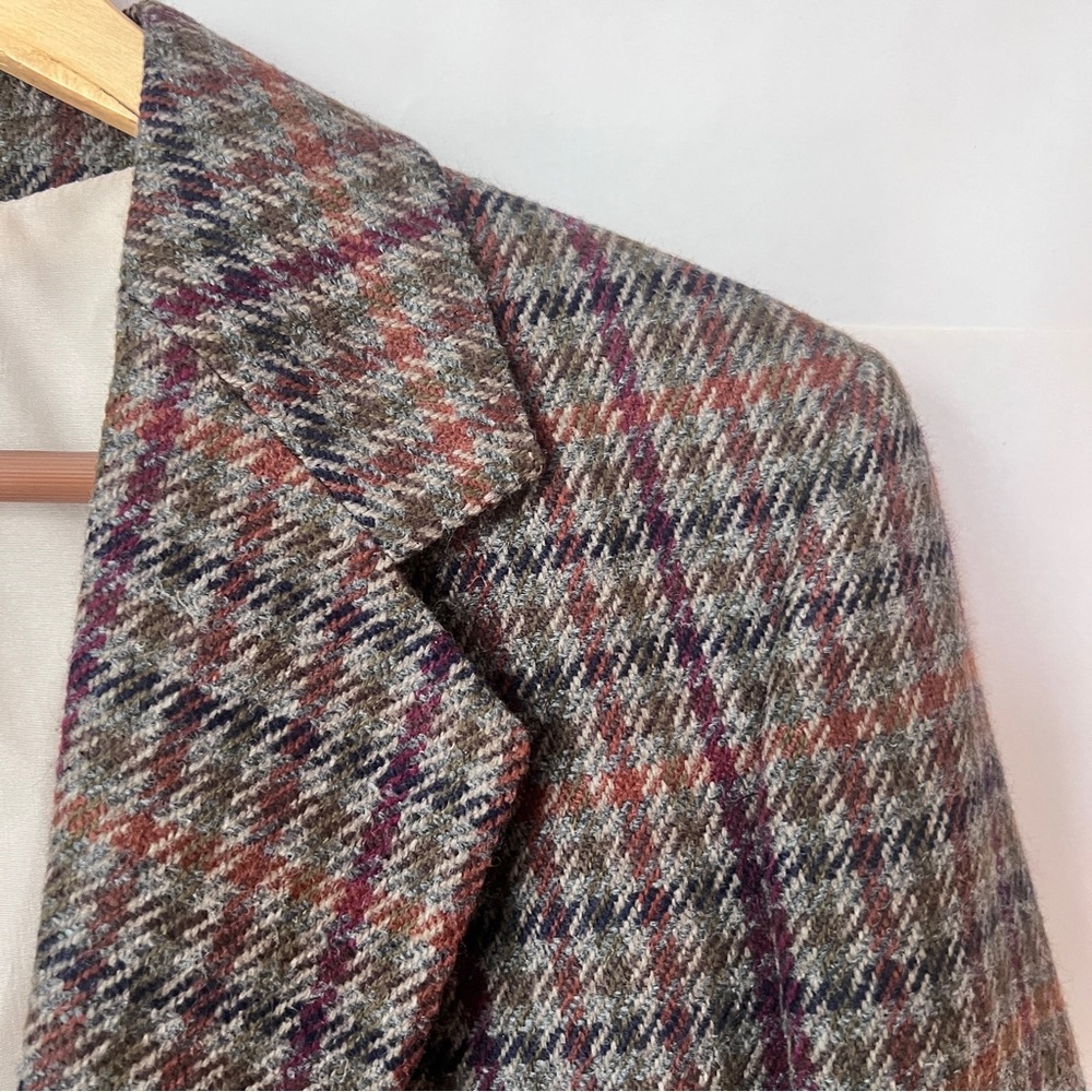 Aquascutum London Vintage Women’s 100% Wool Plaid Blazer, Like New, Size 4 - Picture 8 of 16